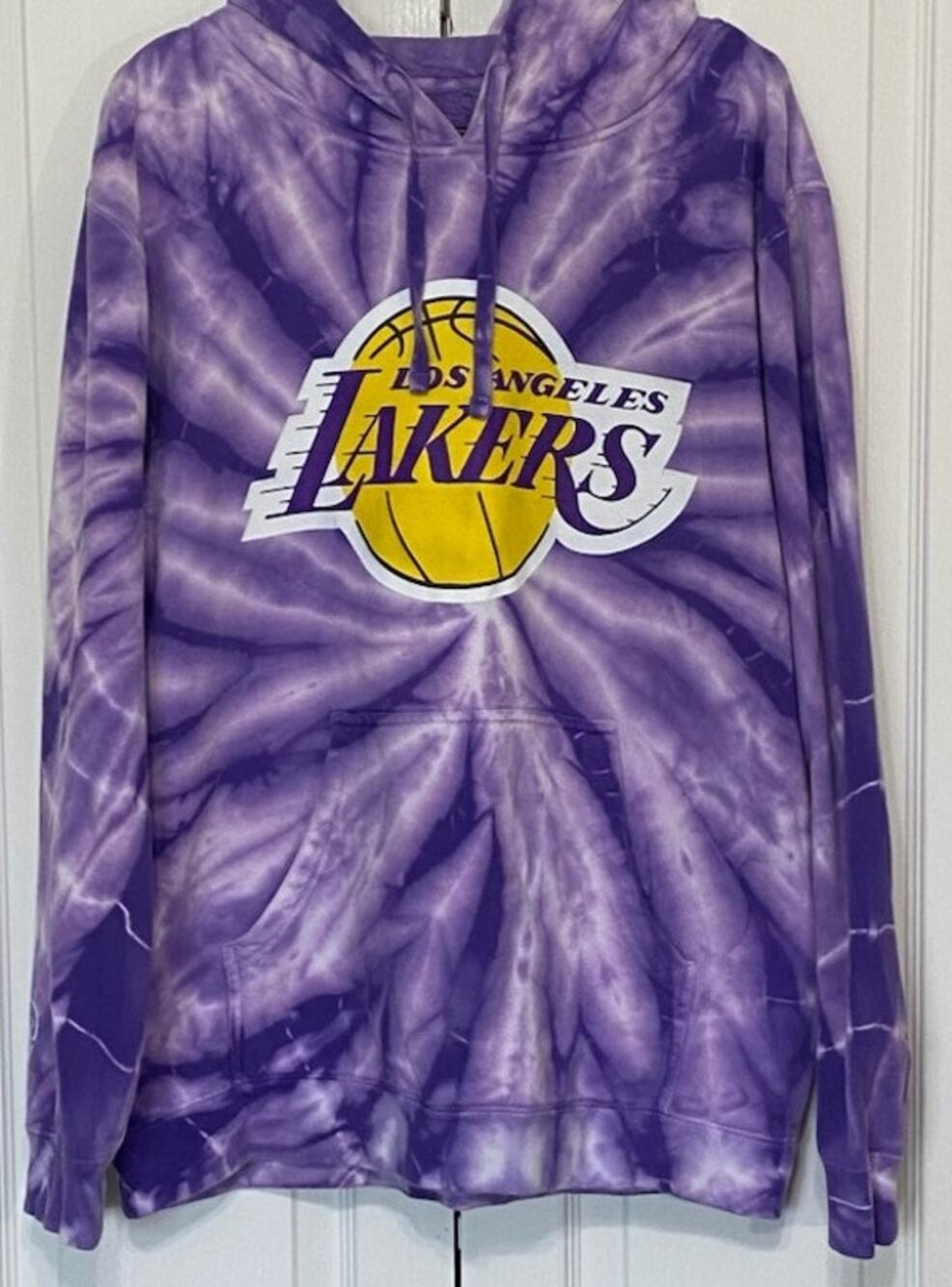 LA Lakers x Young & Reckless Purple Tie‑Dye Hoodie – Medium